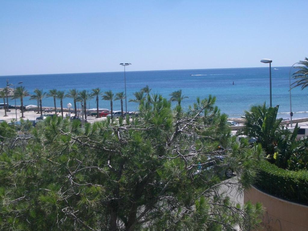 1ª Linea Reformado Y Frente Al Puerto Deportivo Firmamos Contrato Si El Cliente Lo Solicita Aunque Es Necesario Hacer La Reserva Para Poder Comunicarse Hospitalet De L'Infant Exterior foto